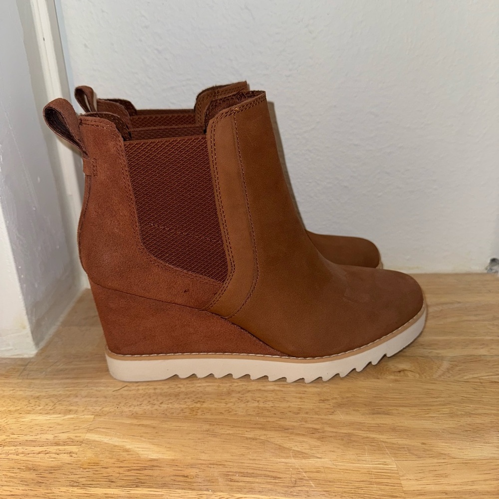 Toms Brown Wedge Shoes with Sporty Sole